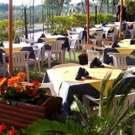 Hotel Delle Rose Capaccio Exterior photo